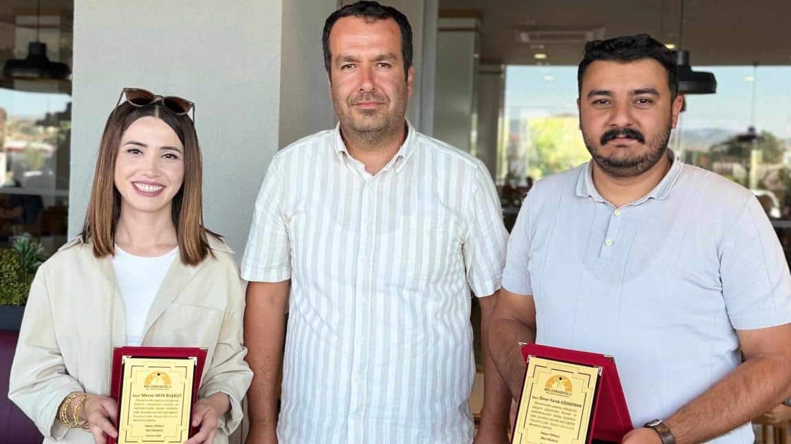 OKULUMUZUN İL İÇİ VE İL DIŞI TAYİN OLAN ÖĞRETMENLERİMİZE VEDA YEMEĞİ DÜZENLENDİ.